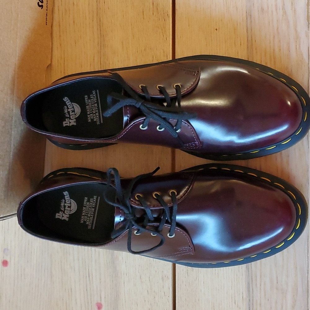 Dr. martens 14046 vegan oxfords cherry red